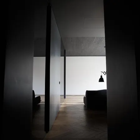 Crownplaza Boutique & Apartment *