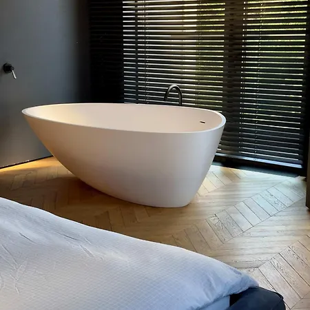 Crownplaza Boutique & Apartment *