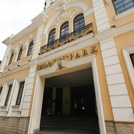 Crownplaza Boutique & * Chisinau